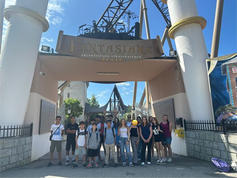 Ausflug der 2b in den Erlebnispark Fantasiana